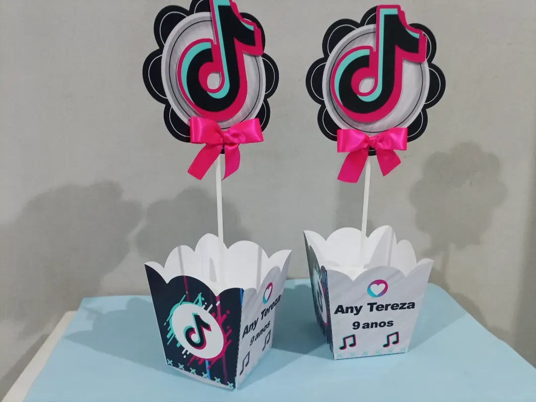 Centro de mesa Tik Tok