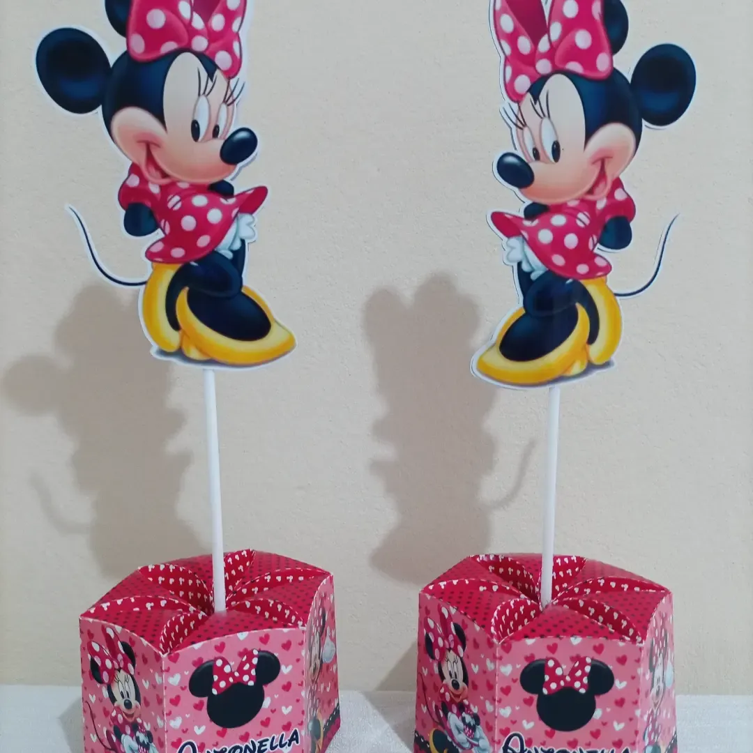Centro de mesa Minnie vermelha
