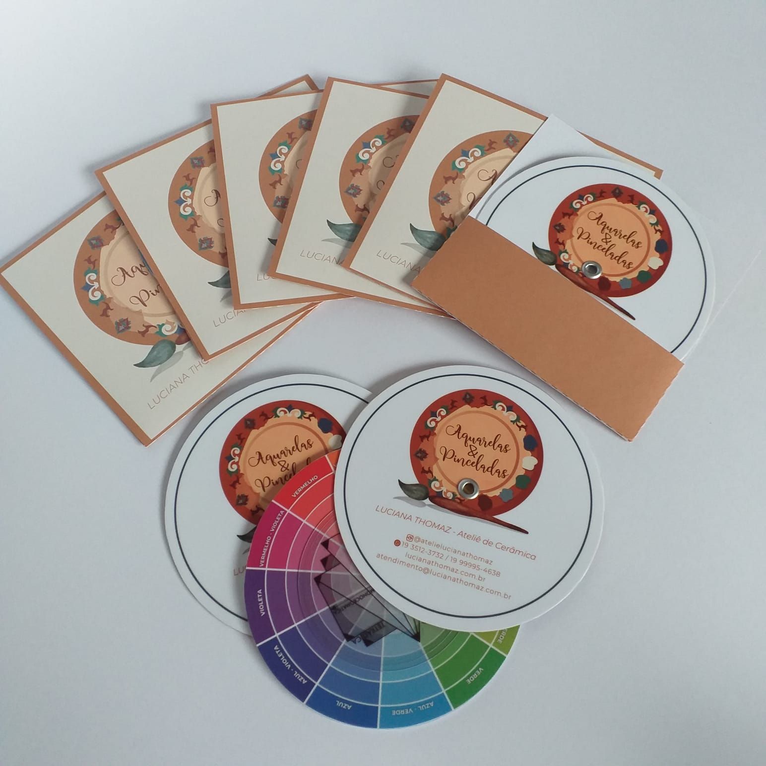 (p/30 Unid) Kits Círculo Cromático 10cm (cartao) + Encarte